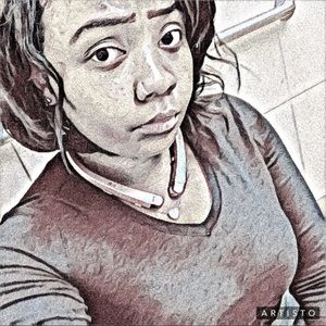 Meet your Posher, Monesha